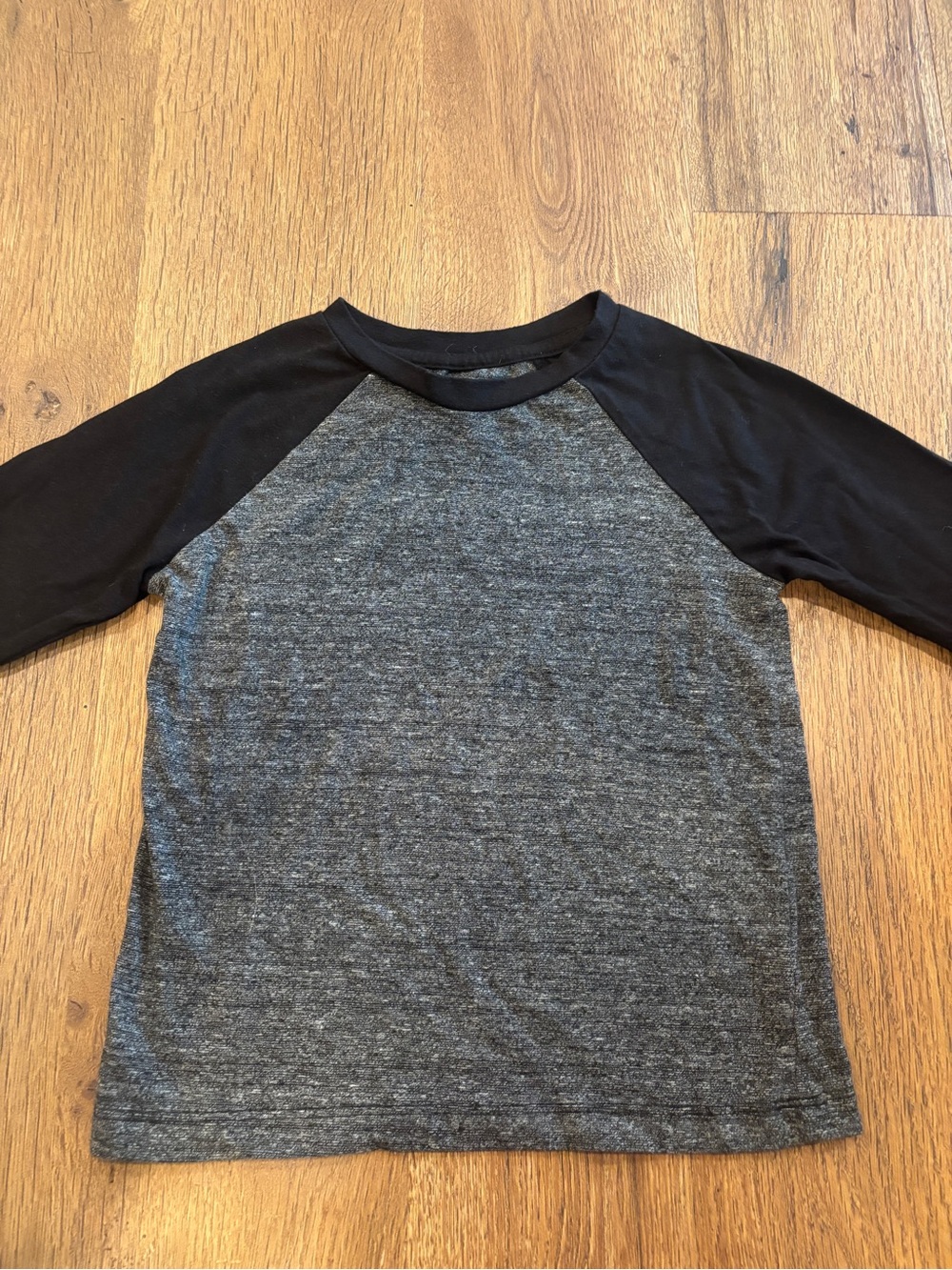 Falls Creek Boys' Gray Heather & Black Raglan Long Sleeve Tee
